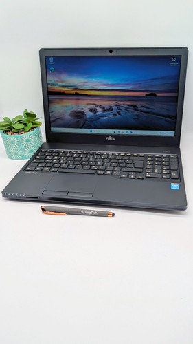 Laptop fujitsu a555 - laptop,