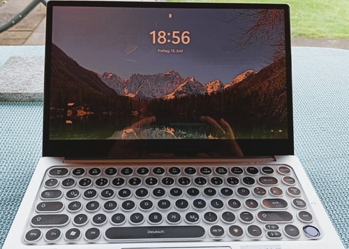Laptop full metal qwertz - laptop, full-metal